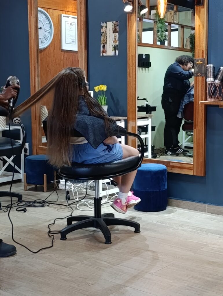 Isabel’s Place #hairsalon