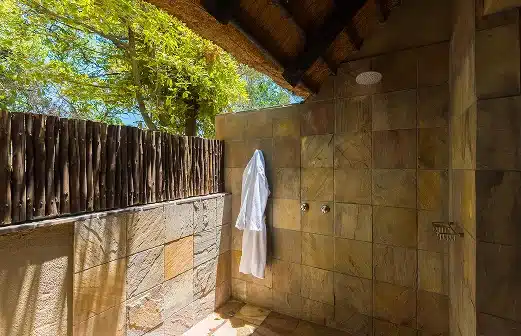 Inyati-Safari-Lodge-Accommodation-Luxury-Chalets-Gallery-4