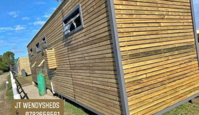 JT WENDYSHEDS NUTEC TIMBER HOMES