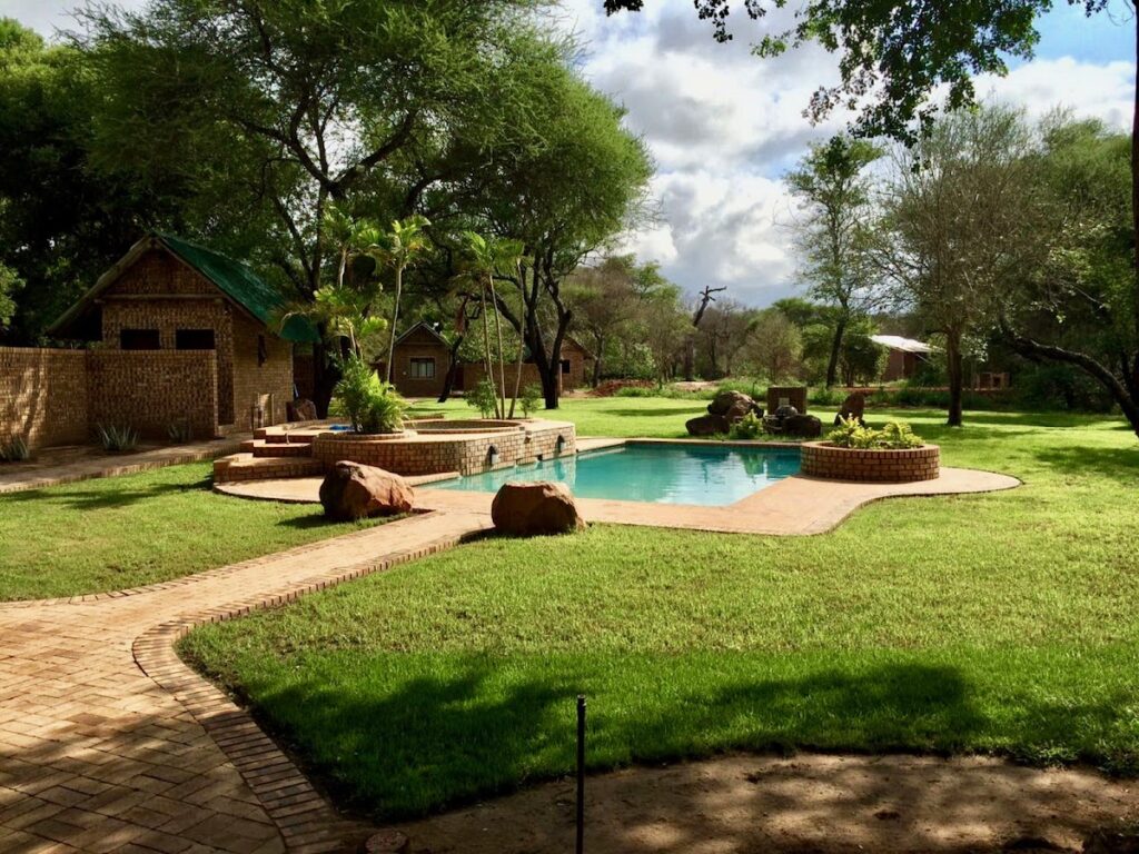 Kwadiwa Ranch Lodge