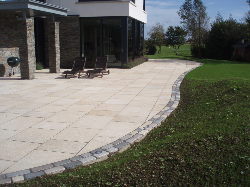 Natural Stone Paving