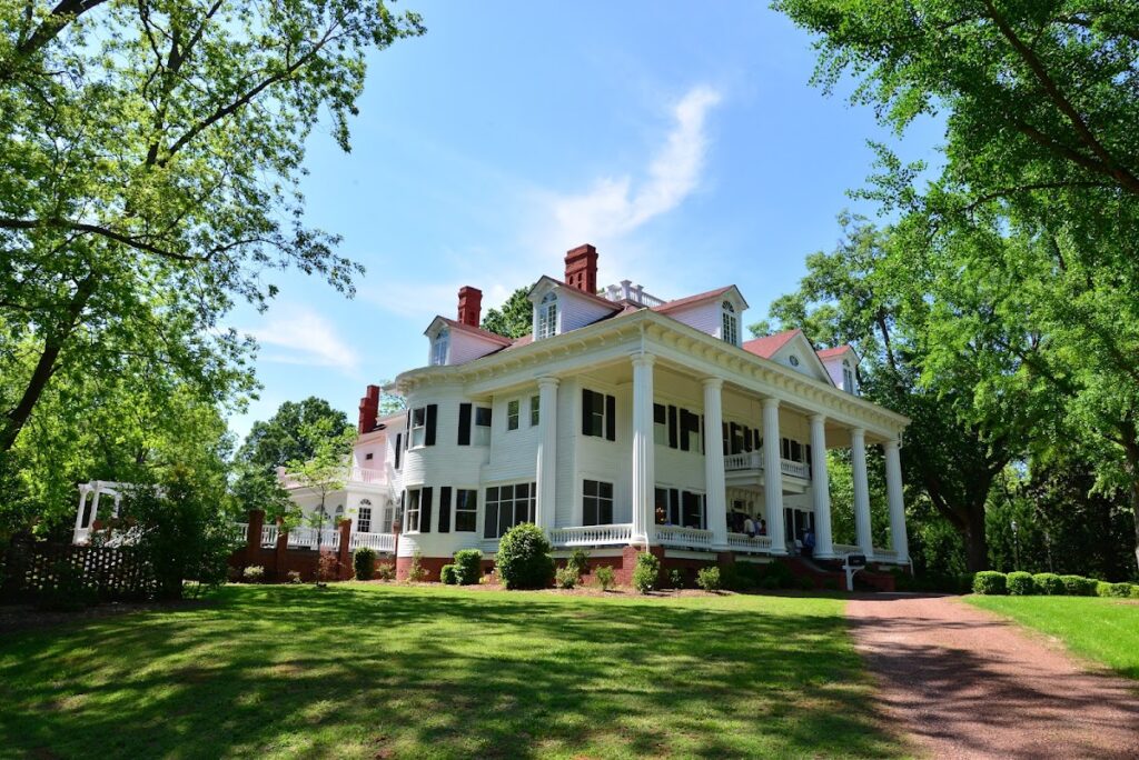 The Twelve Oaks Bed and Breakfast